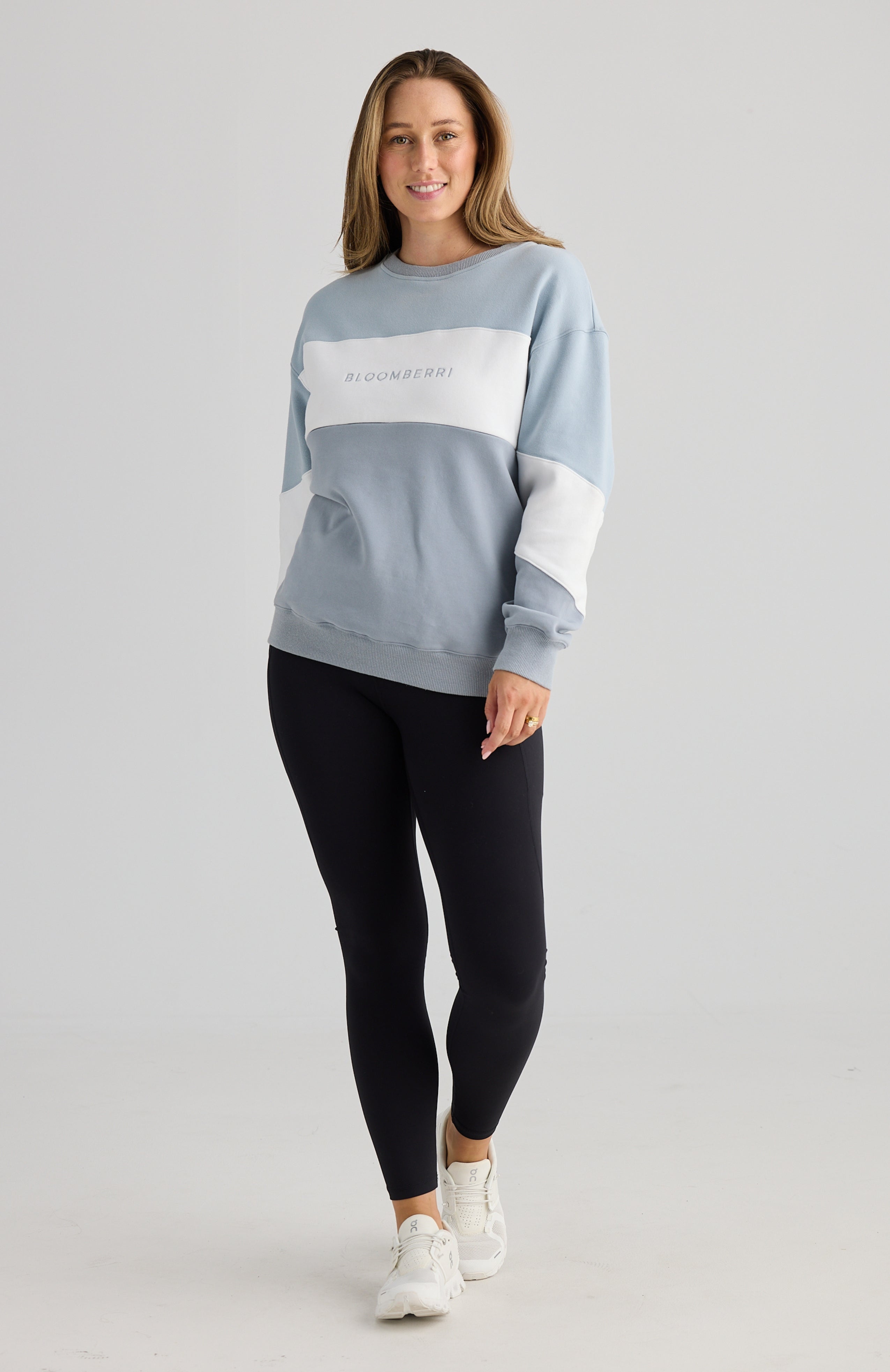 Elevate Nursing Sweater Blue-White